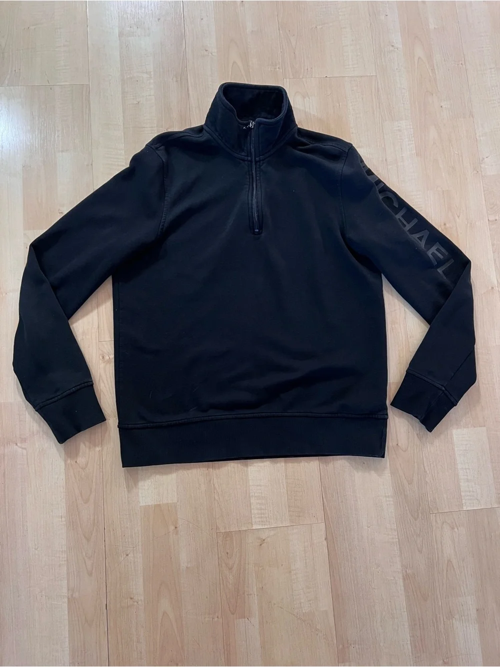 Michael Kors Men's Black 1/4 Zip Pullover Sweatshirt Logo Sleeve Size M Basic
